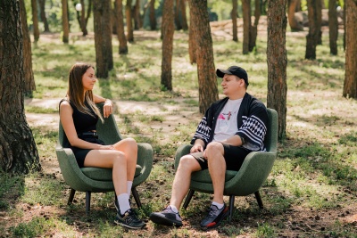 Фото Кресло LEDIGE розового цвета