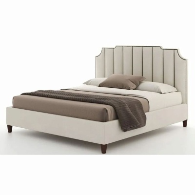 Фото Двуспальная кровать мягкая Bayonne белого цвета